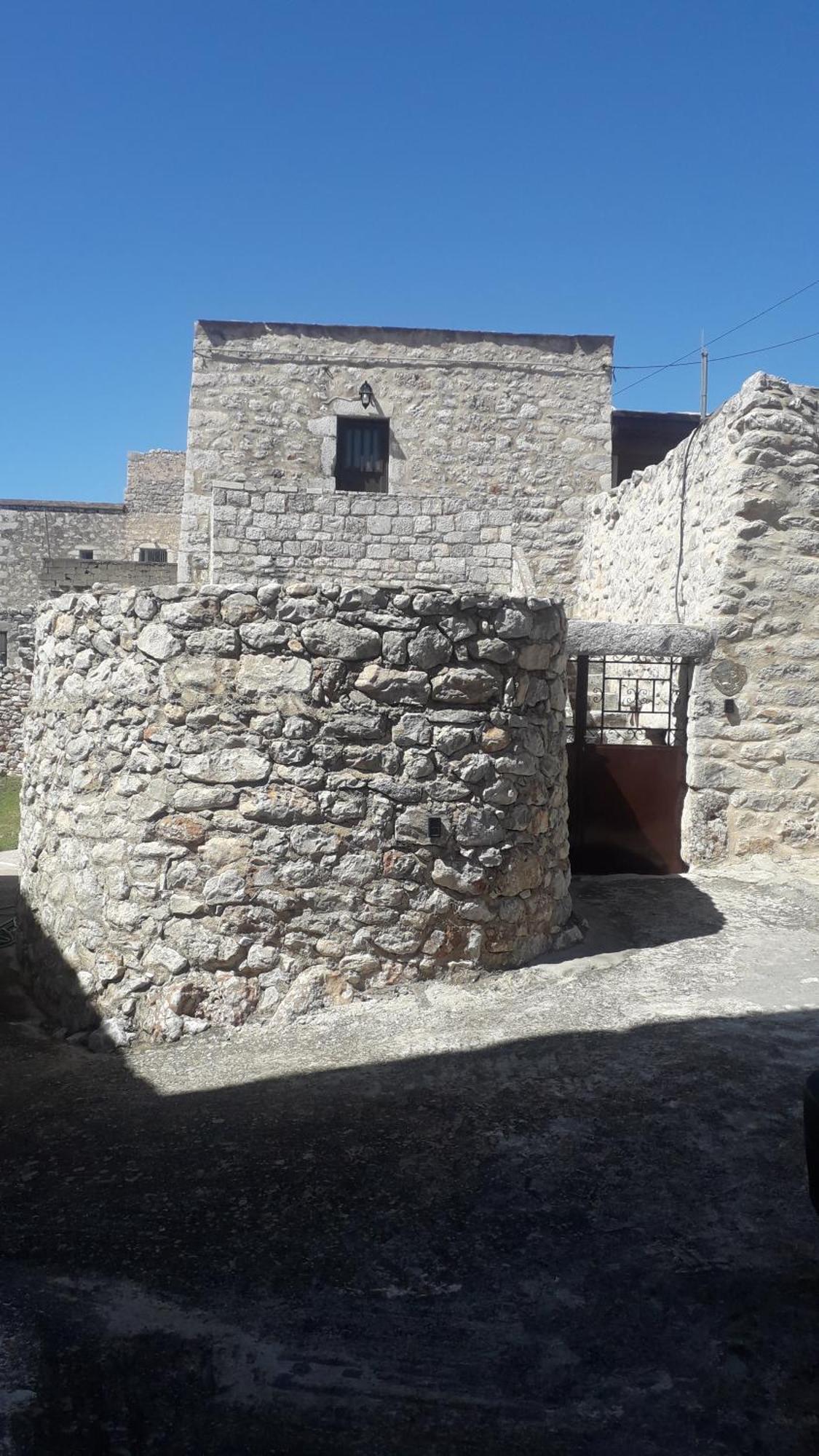 Вилла Πέτρινο Σπίτι-Stone House Кита Экстерьер фото